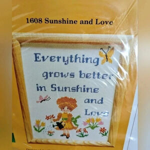 The Creative Circle 1608 Sunshine and Love Cross Stiitch Kit Vintage 1981